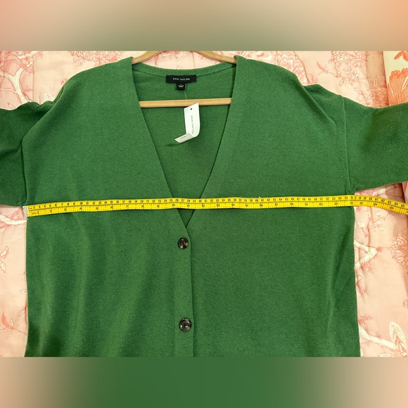 NWT Ann Taylor wool and nylon long button front cardigan. Size Large - Picture 5 of 6